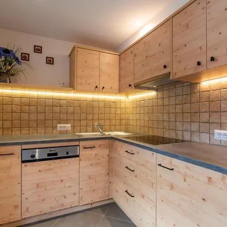Ragerhof Apartment *